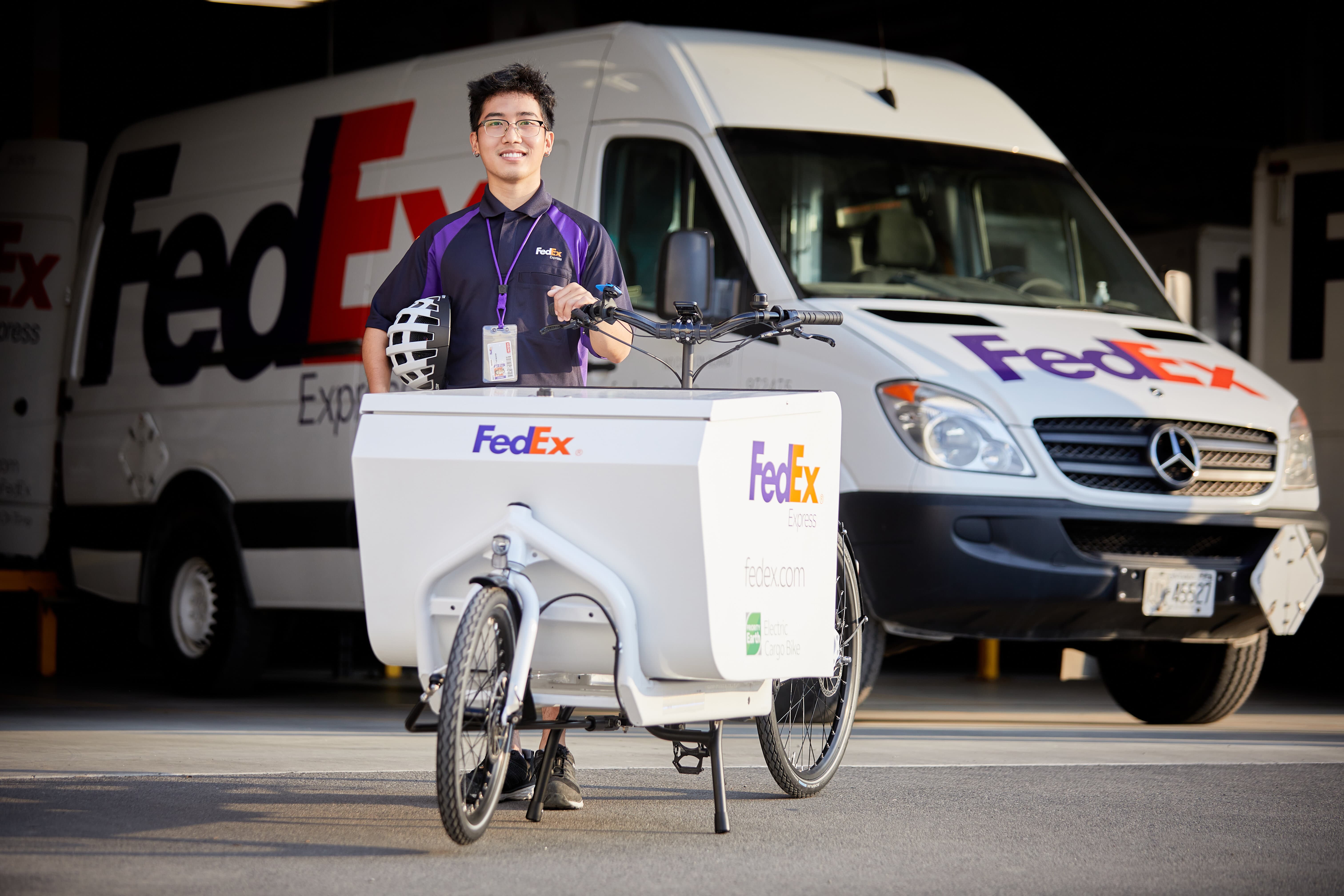 FedEx research reveals the rising importance of sustainability in Hong Kong's e-commerce industry - Vimarsana News